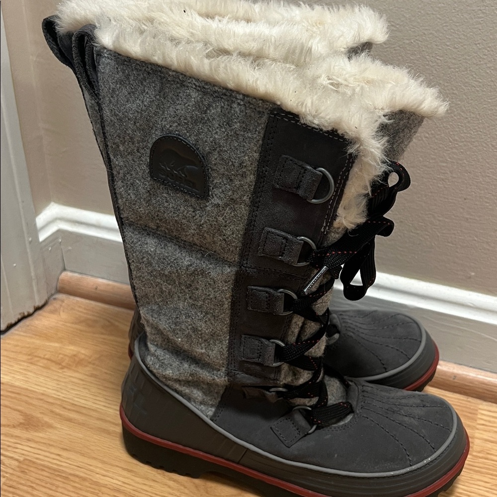 Women's Sorel Tivoli High II Waterproof Snow Boots Dark Grey Red Dahlia Size 7